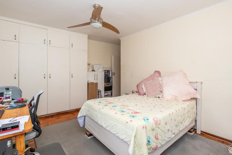 To Let 4 Bedroom Property for Rent in Meadowridge Western Cape